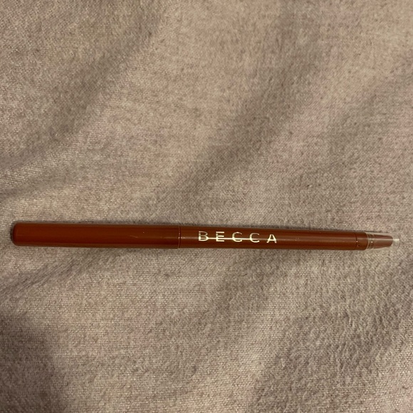 ***SOLD***BECCA's Ultimate Lip Definer - Picture 4 of 5